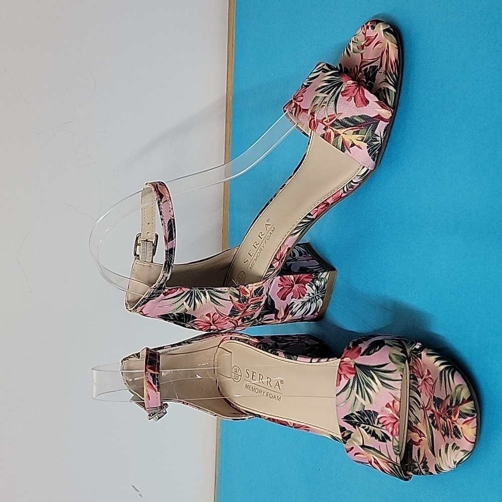 Serra' Block Heel Ankle Strappy Tropical Printed Sandal Heels Size European 37